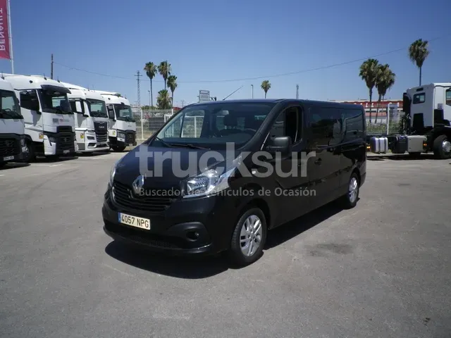 RENAULT TRAFIC 8 PLAZAS